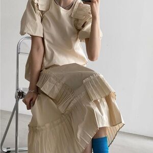 JLP Elegant Cream Dress with Pleated Ruffles Size 10